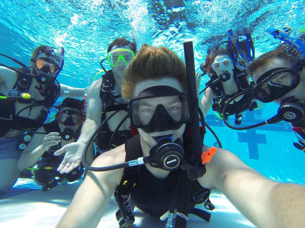 Try Scuba / Pool